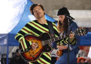 Harry Styles makes rare public comment about girlfriend Olivia Wilde and it’s super sweet