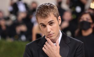 “This is pretty serious”: Justin Bieber reveals facial paralysis after contracting Ramsay-Hunt Syndrome