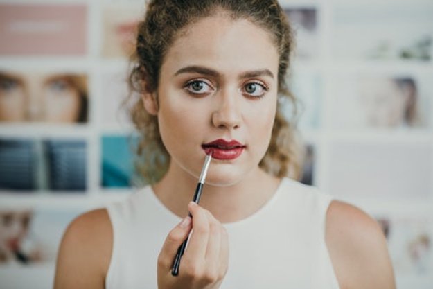 Exciting Summer Outfits To Go Well With Your Makeup